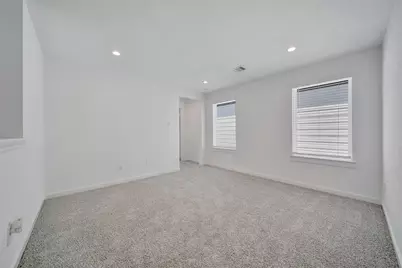 12310 Greenwood Gate Drive, Houston, TX 77047 - Photo 13