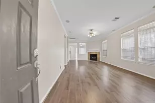 8118 Barnes Ridge Ln, Houston, TX 77072 - Photo 3