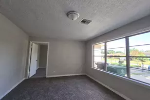 8522 Northton St, Houston, TX 77029 - Photo 15