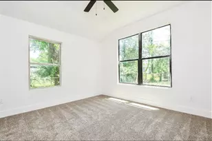 5030 Rapido Rd, Houston, TX 77033 - Photo 7