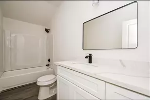 5030 Rapido Rd, Houston, TX 77033 - Photo 5