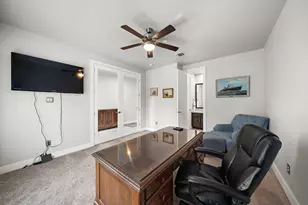2509 Garrow St, Houston, TX 77003 - Photo 9