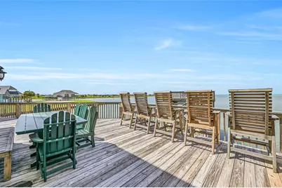 3719 Sabrina, Galveston, TX 77554 - Photo 9