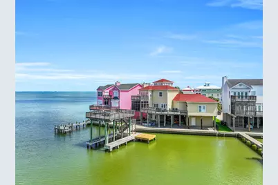 3719 Sabrina, Galveston, TX 77554 - Photo 3