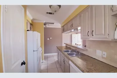 6358 Crestside Drive, Pasadena, TX 77505 - Photo 5