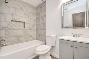 1111 W Brompton Dr, Pearland, TX 77584 - Photo 11