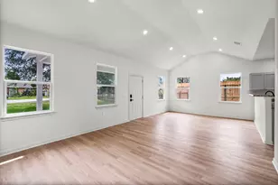 4415 Castor St, Houston, TX 77022 - Photo 3