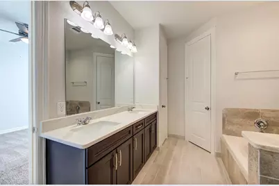 1517 Canter Bayou Way, Houston, TX 77043 - Photo 23