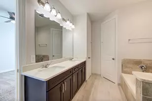 1517 Canter Bayou Way, Houston, TX 77043 - Photo 23