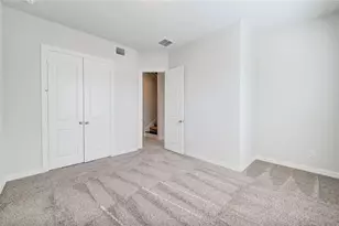 1517 Canter Bayou Way, Houston, TX 77043 - Photo 11