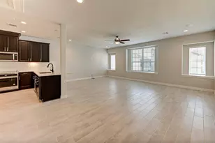 1517 Canter Bayou Way, Houston, TX 77043 - Photo 19
