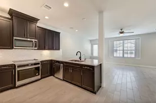 1517 Canter Bayou Way, Houston, TX 77043 - Photo 15