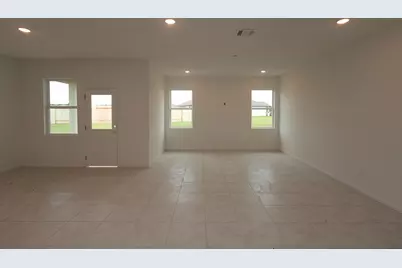 427 East Rose Marie Lane, Montgomery, TX 77356 - Photo 5