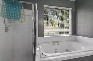 16023 Gladebrook Glen Ln, Houston, TX 77095 - Photo 17