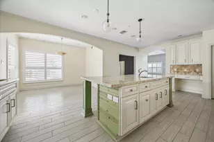 6529 Rolla St, Houston, TX 77055 - Photo 9