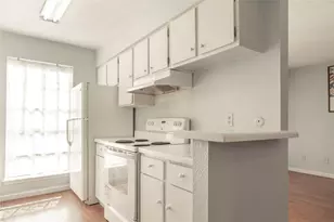 6200 Ranchester Dr, Houston, TX 77036 - Photo 13