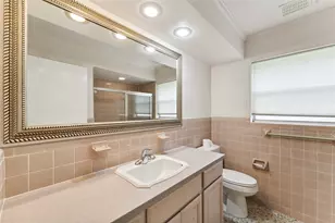 8015 Burning Hills Dr, Houston, TX 77071 - Photo 11