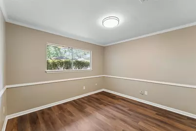 8015 Burning Hills Drive, Houston, TX 77071 - Photo 7