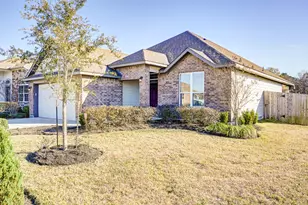 204 Shoreview Dr, Conroe, TX 77303 - Photo 3
