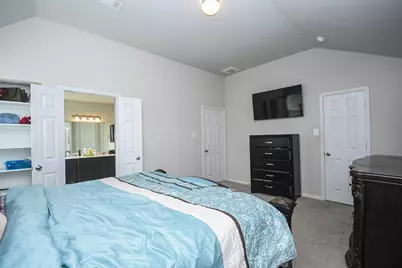 15123 Longleaf Forest Drive, Houston, TX 77090 - Photo 11