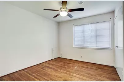 5615 Arboles Drive, Houston, TX 77035 - Photo 5