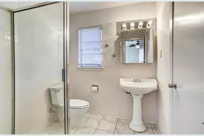5615 Arboles Drive, Houston, TX 77035 - Photo 7
