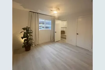 11643 Chimney Rock Road #6, Houston, TX 77035 - Photo 9