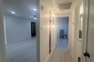 11643 Chimney Rock Rd, Houston, TX 77035 - Photo 5