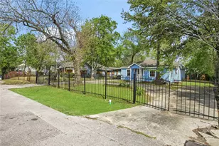 5513 Makeig St, Houston, TX 77026 - Photo 1