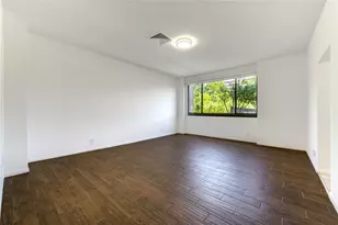 49 Briar Hollow Ln, Houston, TX 77027 - Photo 17