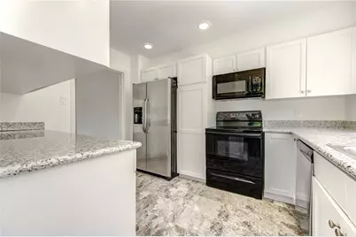 49 Briar Hollow Lane #101, Houston, TX 77027 - Photo 11
