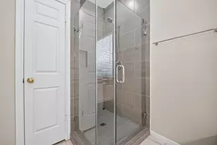 1430 Mabry Mill Rd, Houston, TX 77062 - Photo 23