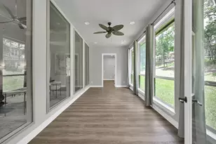 2172 Greentree Dr Dr, Huntsville, TX 77340 - Photo 9