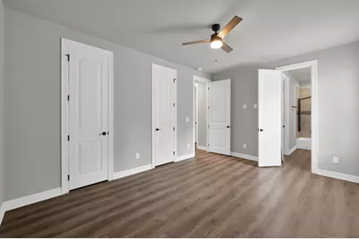 2172 Greentree Drive Drive, Huntsville, TX 77340 - Photo 17
