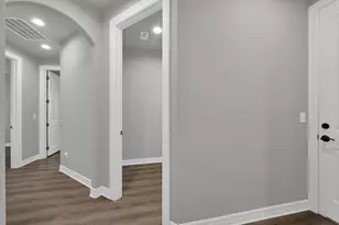 2172 Greentree Dr Dr, Huntsville, TX 77340 - Photo 13