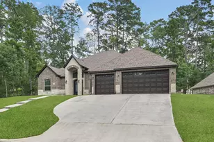 2172 Greentree Dr Dr, Huntsville, TX 77340 - Photo 1
