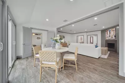 10042 Briar Forest Drive, Houston, TX 77042 - Photo 15