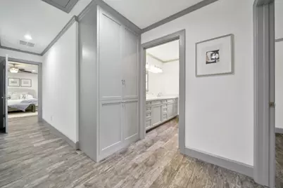 10042 Briar Forest Drive, Houston, TX 77042 - Photo 37