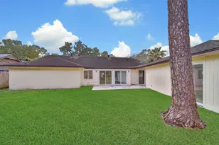 10042 Briar Forest Dr, Houston, TX 77042 - Photo 49