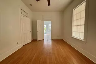 3410 Sealy St, Galveston, TX 77550 - Photo 11