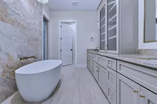 25043 Balmorhea Wy, Montgomery, TX 77316 - Photo 11