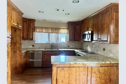 10107 Hollow Canyon Drive, Sugar Land, TX 77498 - Photo 15