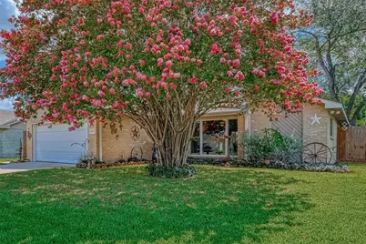 10107 Hollow Canyon Drive, Sugar Land, TX 77498 - Photo 3