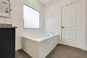 2110 Winbern St, Houston, TX 77004 - Photo 19
