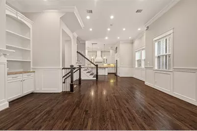 1431 W 25th Street, Houston, TX 77008 - Photo 9
