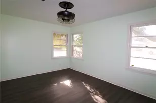 1300 Jefferson St, Baytown, TX 77520 - Photo 13