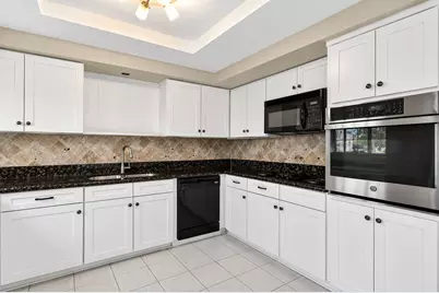 9409 Bassoon Drive, Houston, TX 77025 - Photo 15