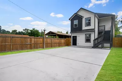 1078 Saint Clair Street #A, Houston, TX 77088 - Photo 3