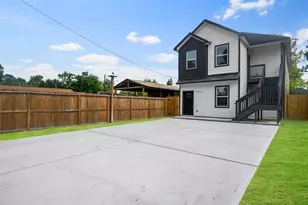 1078 St Clair St, Houston, TX 77088 - Photo 3