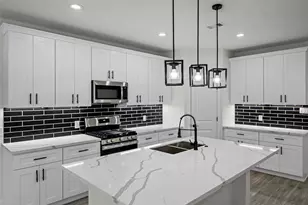 1078 St Clair St, Houston, TX 77088 - Photo 9